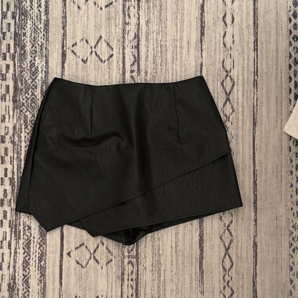 Lulu's Black Faux Leather Overlay Skort